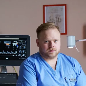 zdjęcie doktora chirurga naczyniowego Mateusza Kózki